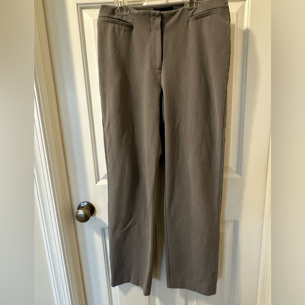 The Limited, Stretch Gray women’s dress pants. Size 6 short.